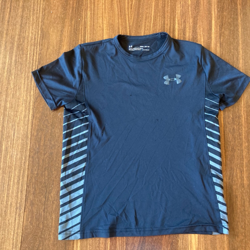 Boys Black/Grey Under Armour T-Shirt